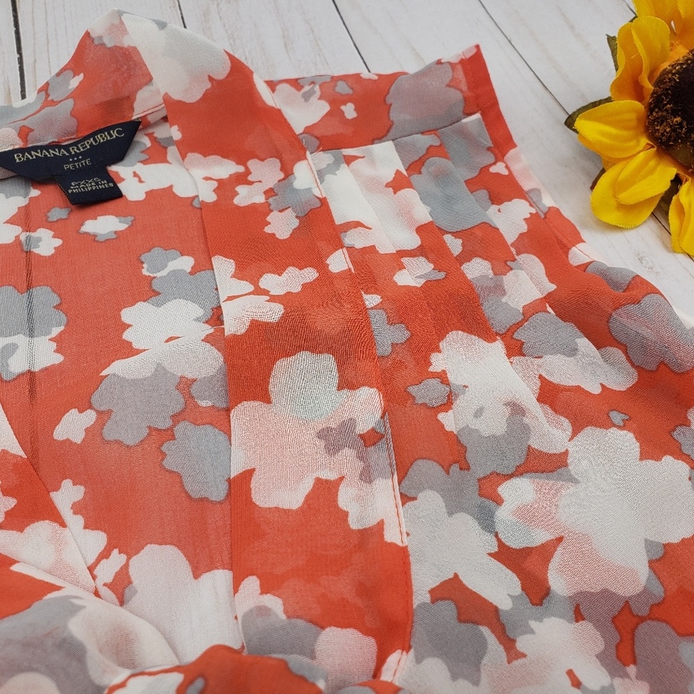 Floral Print Ruffle Neck Top Banana Republic - Picture 8 of 8